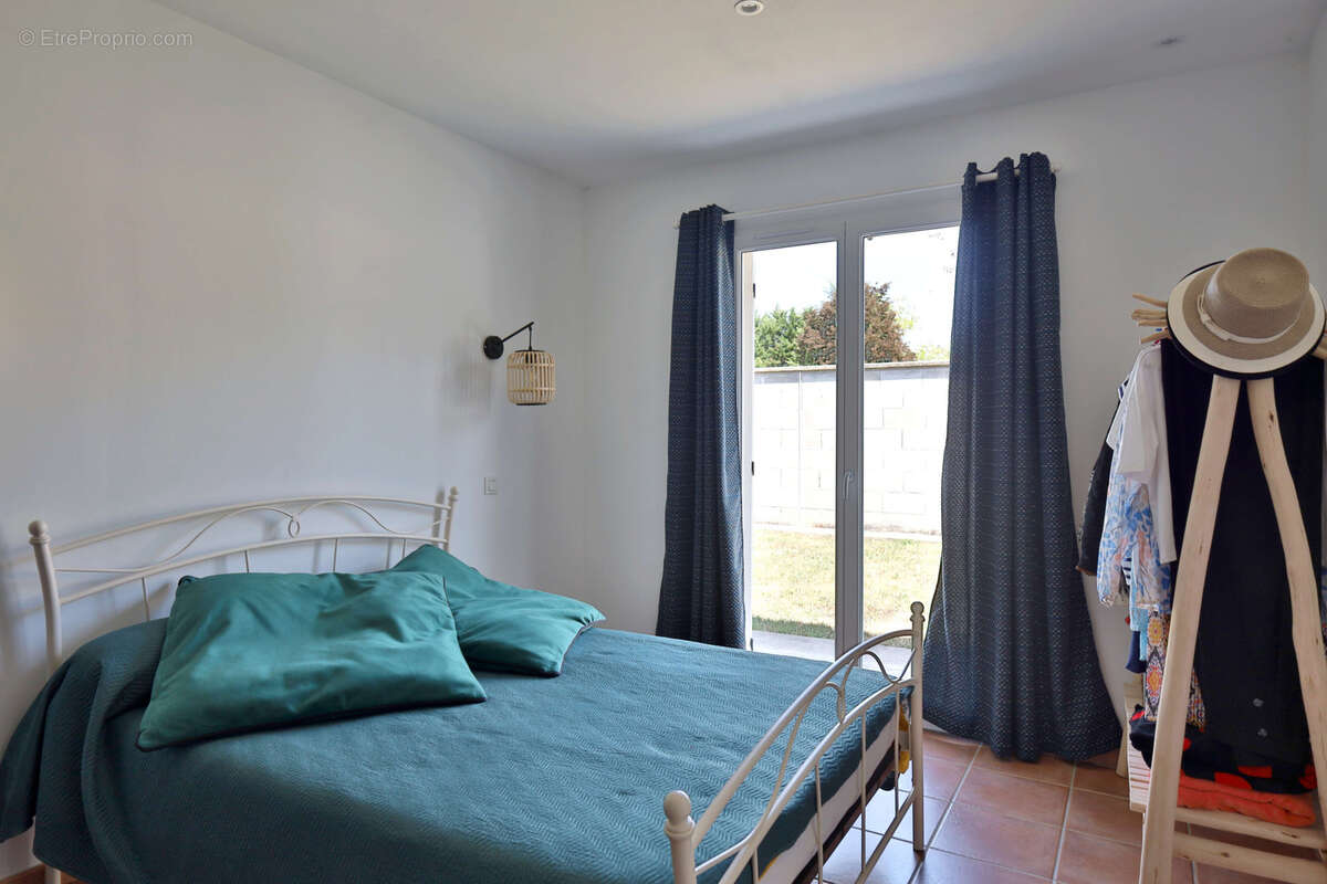 Maison Type 3 - 105m2 habitables  dont un studio de 30m2 - Terrain 1103 m2 - photo 14