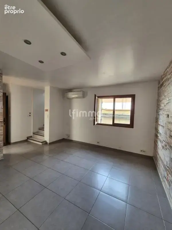 Maison 6P 121M2 Terrain 340M2 13009 - photo 10