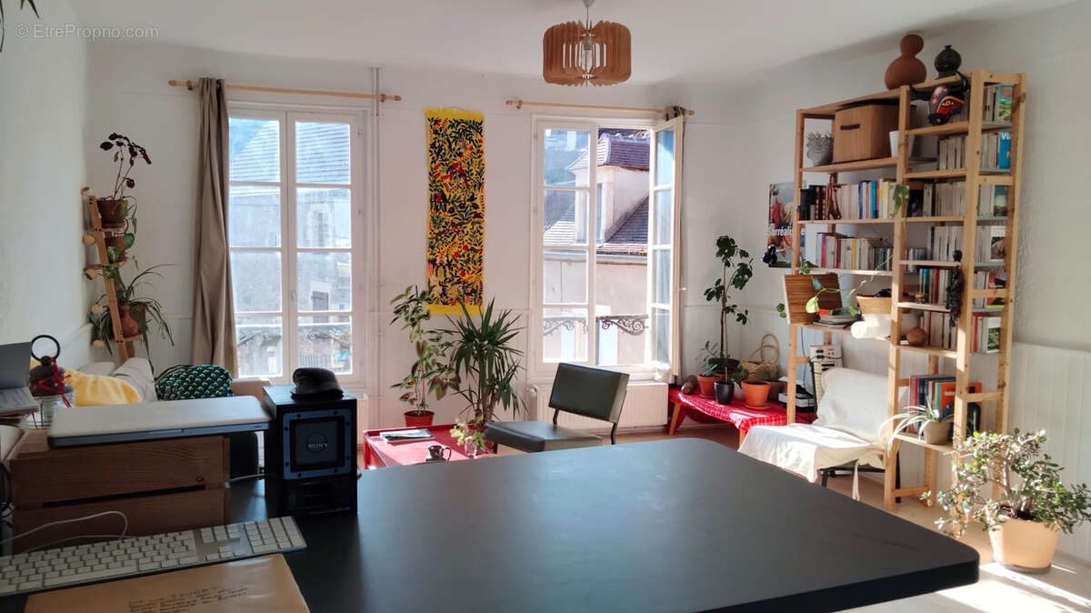 Immeuble de rapport composé de 4 appartements en exclusivité à AVALLON  au prix de  197 500 €   F.A.I. - photo 2