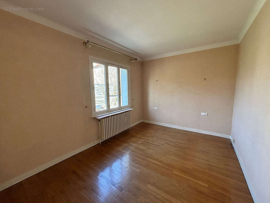 Maison à SAINT-ETIENNE