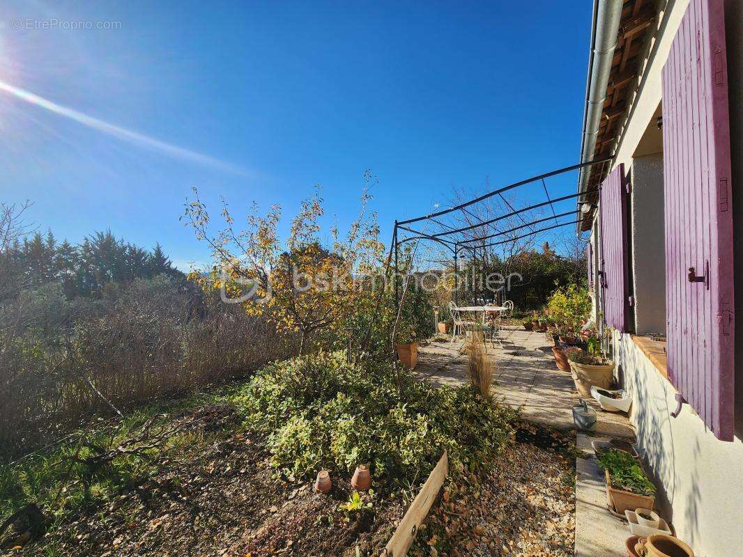 Ensemble Immobilier de 2 maisons indépendantes + terrain constructible - photo 15