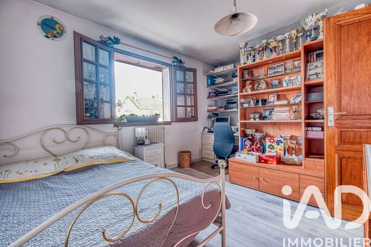 Photo 9 - Maison à LIVRY-GARGAN