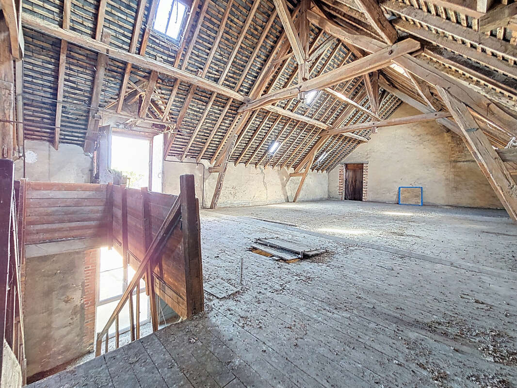 Maison à AUBIGNY-SUR-NERE