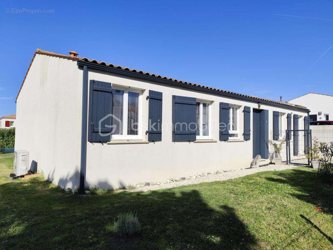 Maison à SAINT-NAZAIRE-SUR-CHARENTE