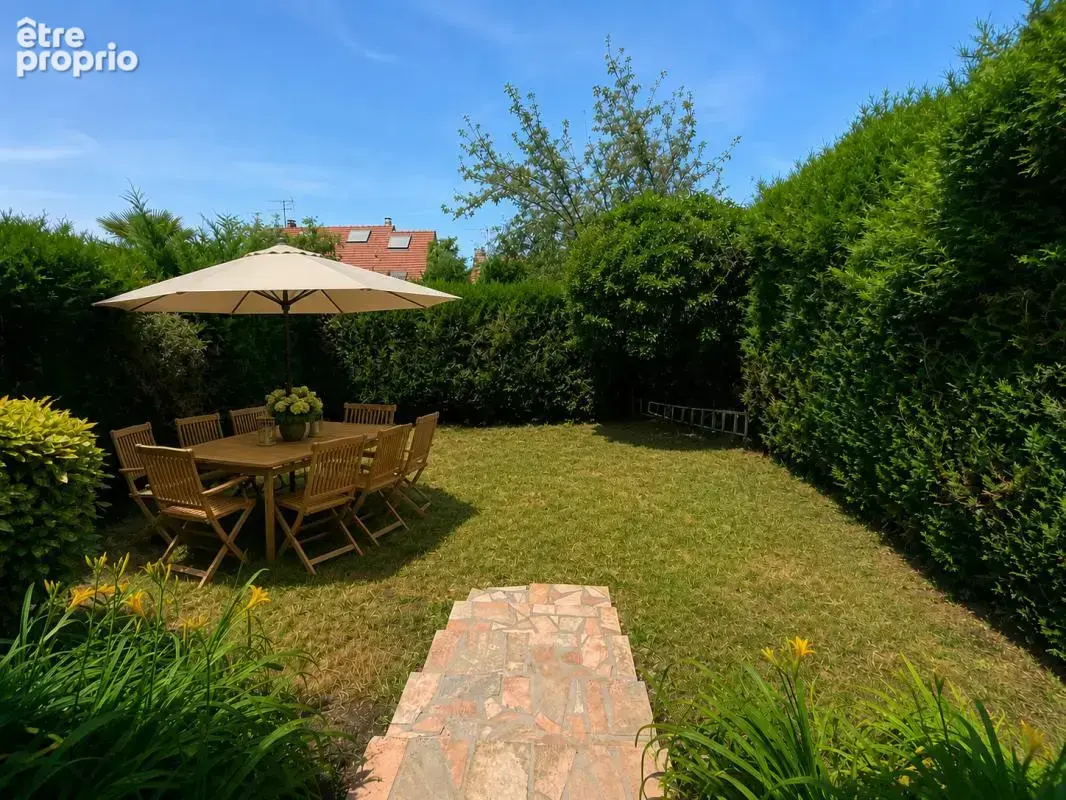 Maison familiale avec garage et jardin – 164m² – TREMBLAY-EN-FRANCE - photo 12