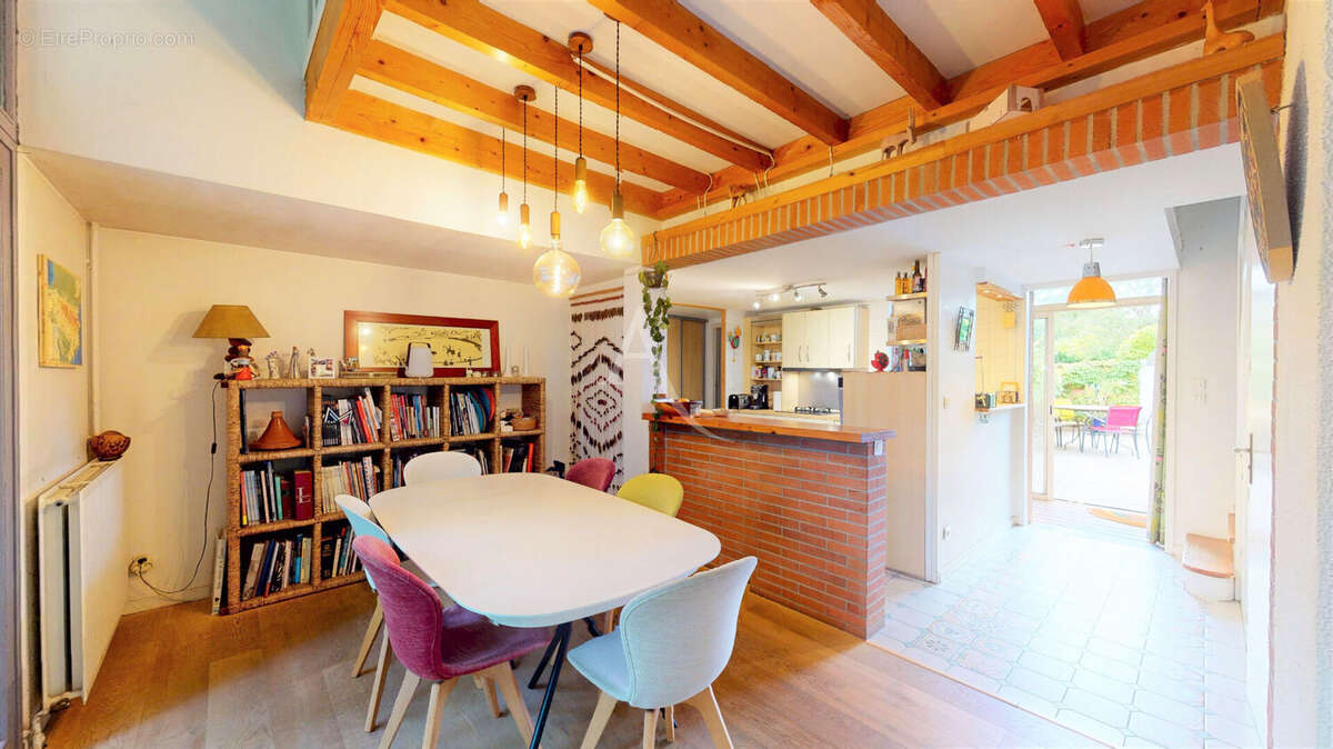 Maison à CASTANET-TOLOSAN