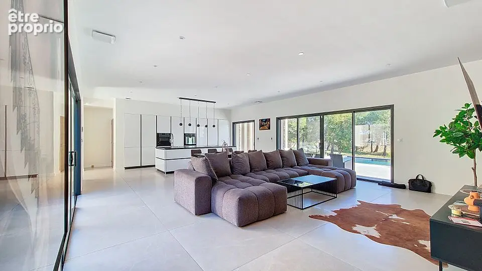 Élégante villa contemporaine de plain-pied dans un domaine résidentiel prisé - photo 5