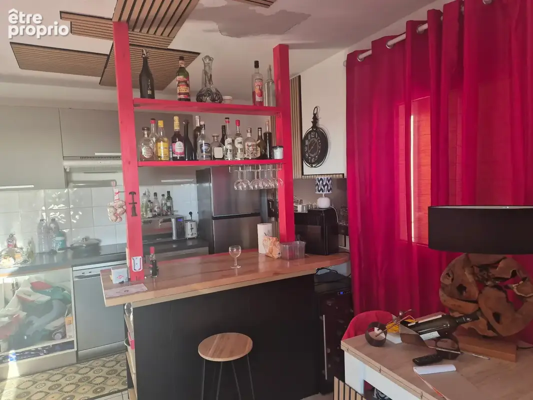 Appartement de type f3 + terrasse et parking - photo 5