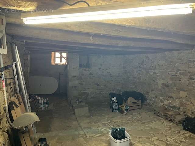 Maison à CHAMPAGNAC-LA-RIVIERE