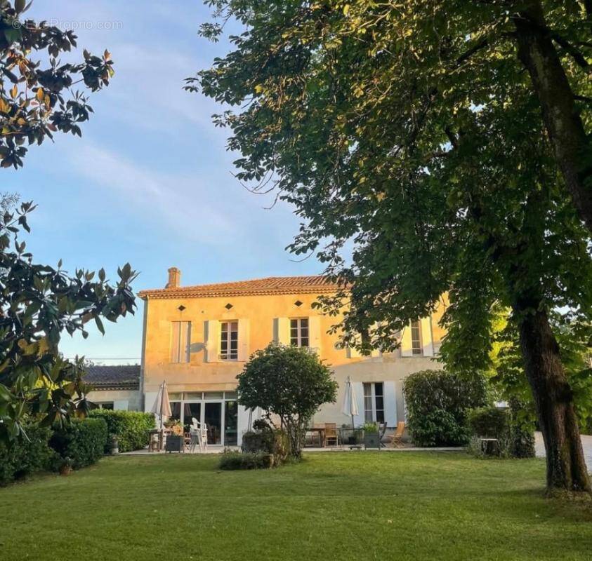 Maison à SAINT-LAURENT-MEDOC