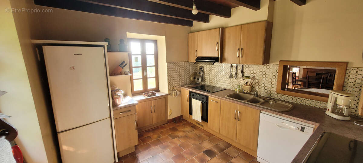 Secteur Samadet, maison de maître 6 chambres, avec sa dépendance sur plus de 2 hectares avec un puits - photo 5