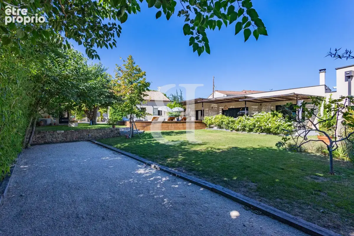 Maison 6 pièces 255 m² à vendre à Vaison-La-Romaine (84110) - photo 4