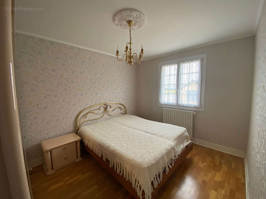Maison à CHUISNES
