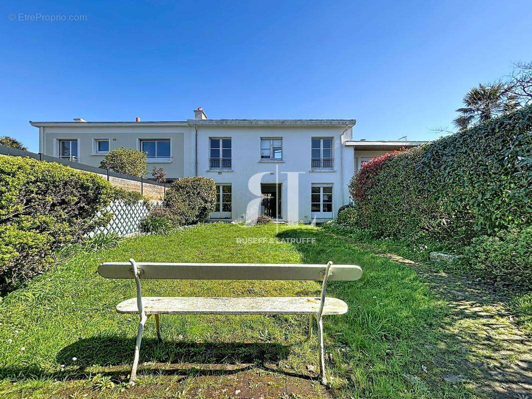Maison à LARMOR-PLAGE