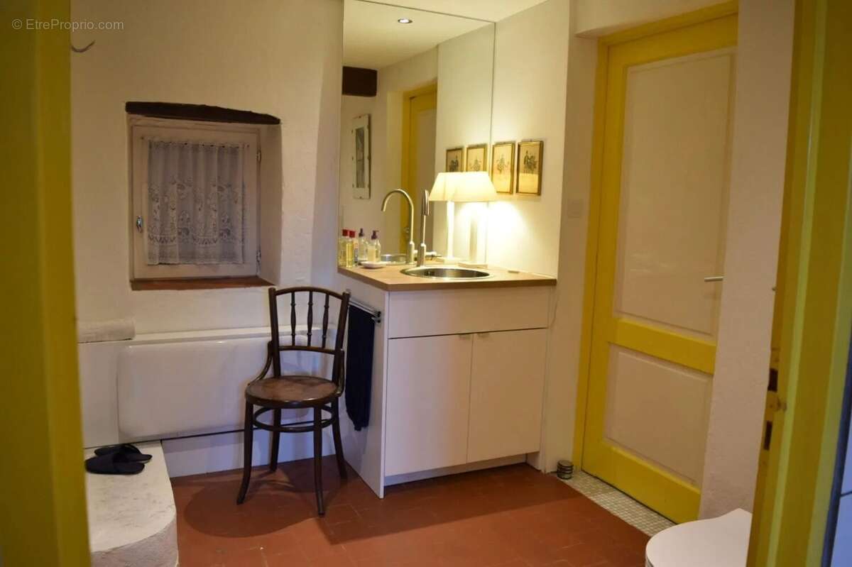 Maison à MONTIGNY-SUR-CANNE