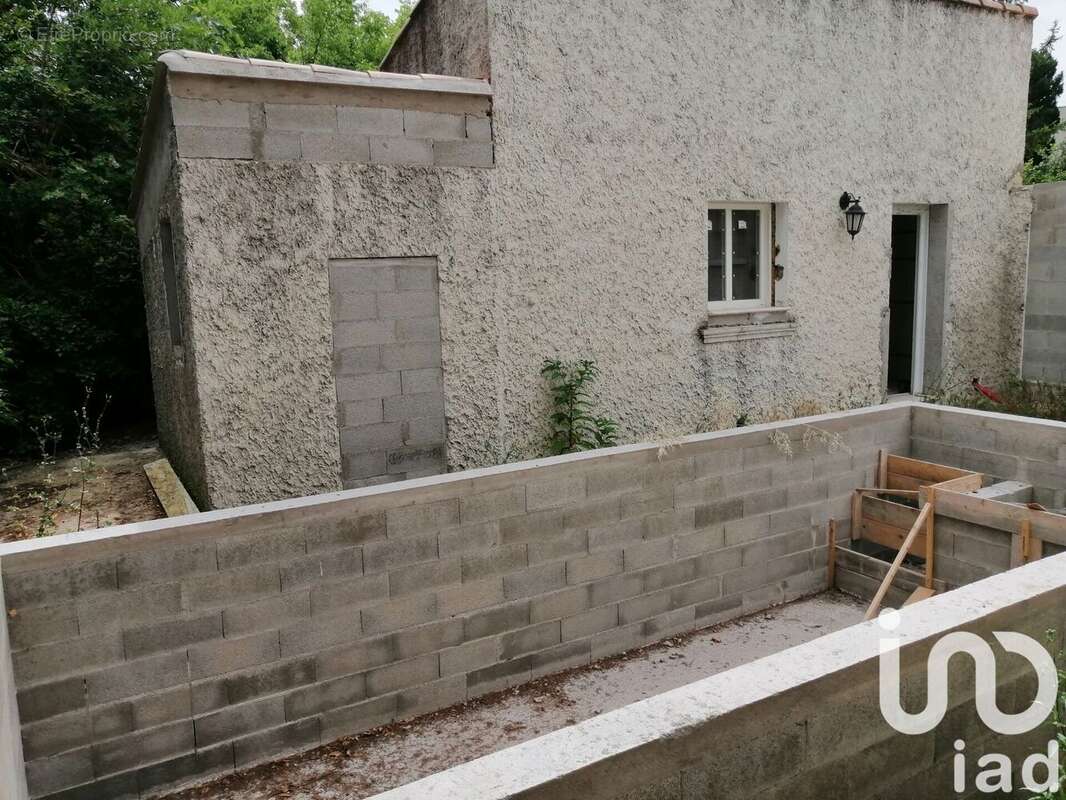 Photo 2 - Maison à MORIERES-LES-AVIGNON