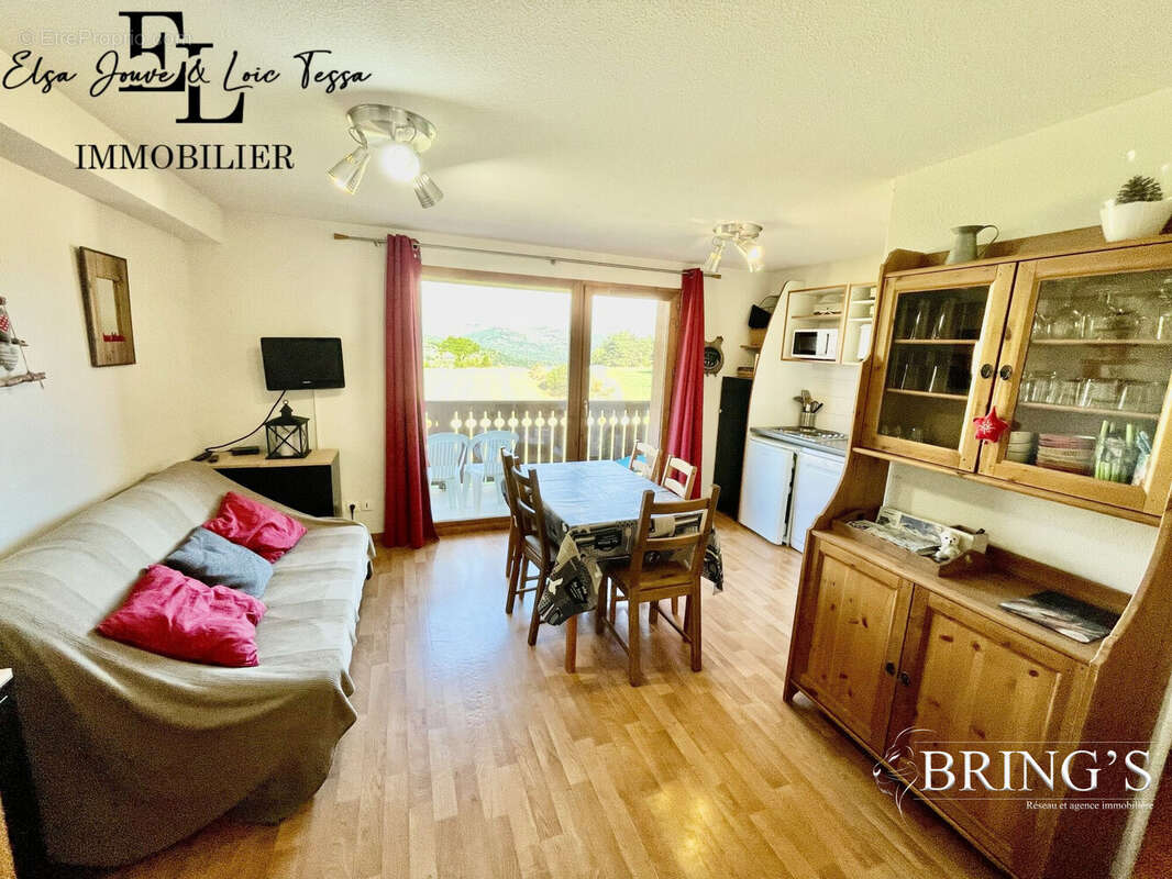 Appartement à LA CLUSE