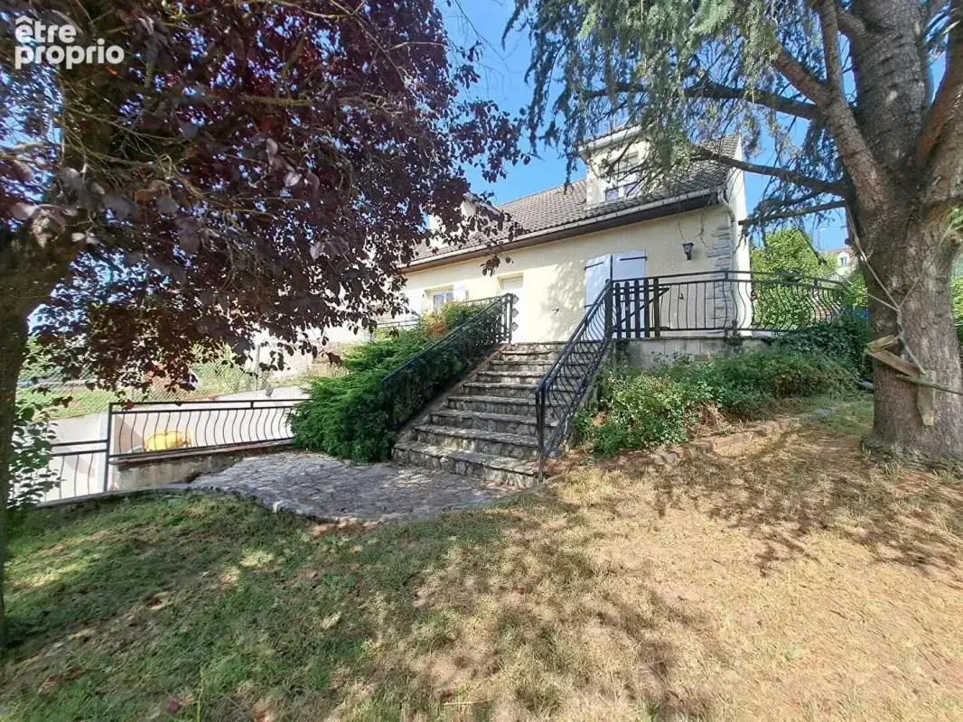 Maison à ETAMPES