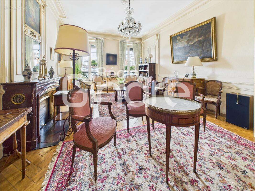 Appartement à LYON-6E