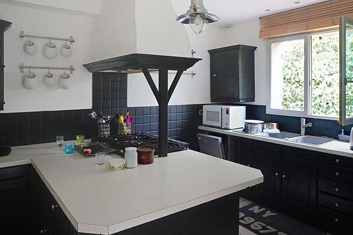 MAISON - 133 m² - Pontoise - 6 pièces, 4 chambres, garage double - SECTEUR RECHERCHE - - photo 6