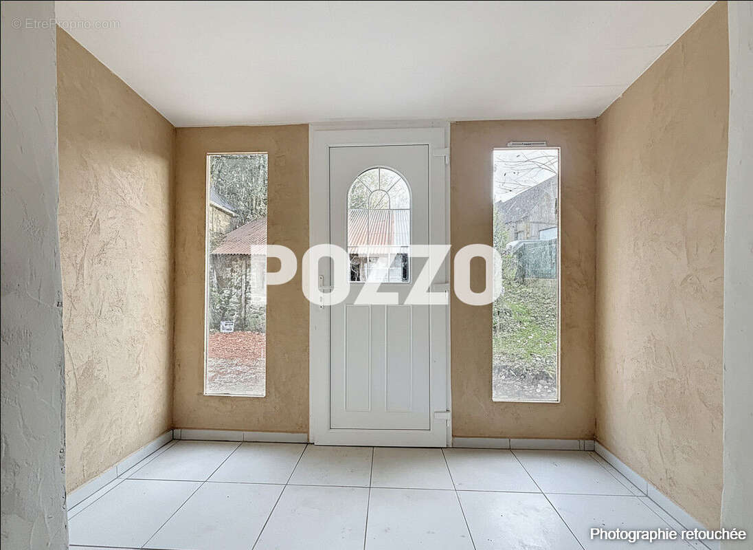 Maison à TESSY-SUR-VIRE