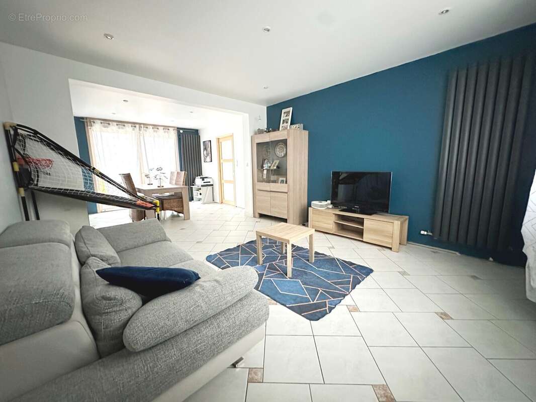 Maison à SAILLY-LABOURSE