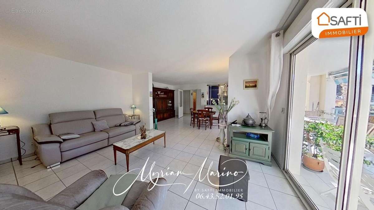 Photo 3 - Appartement à FREJUS