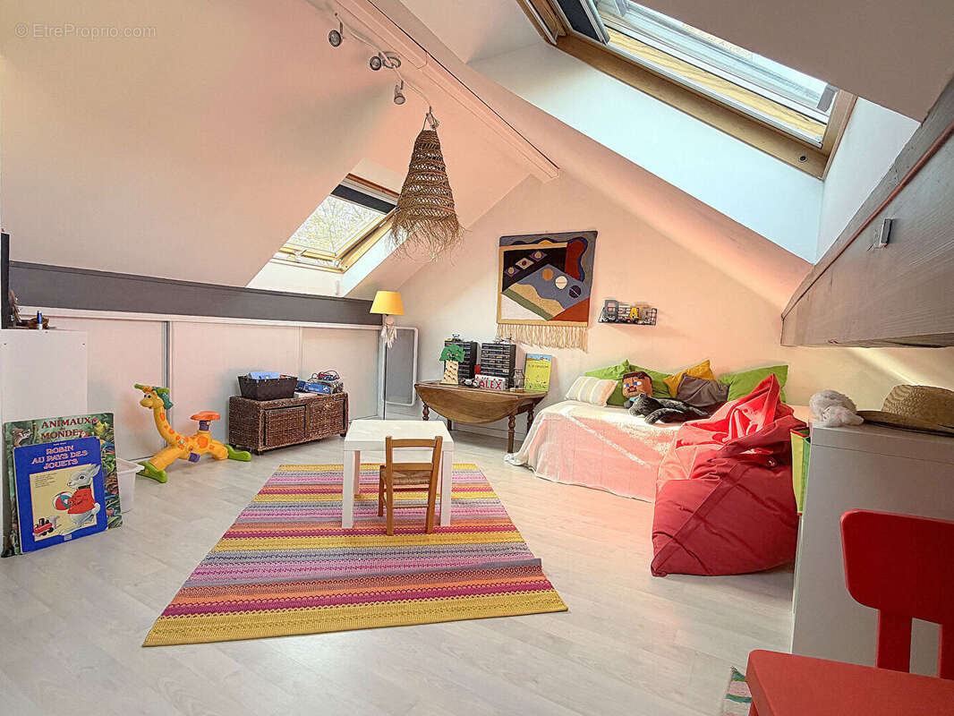 Maison à MONTIGNY-LE-BRETONNEUX