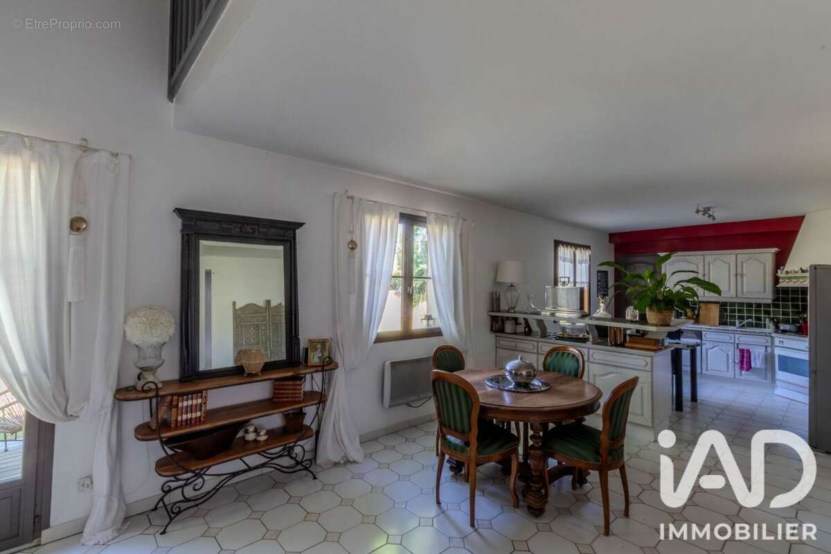 Photo 5 - Maison à ARBONNE-LA-FORET