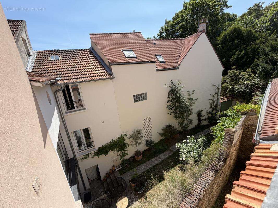 Au coeur de Louveciennes , un Duplex lumineux de 42 m2 Loi Carrez 50m2 utile - photo 11