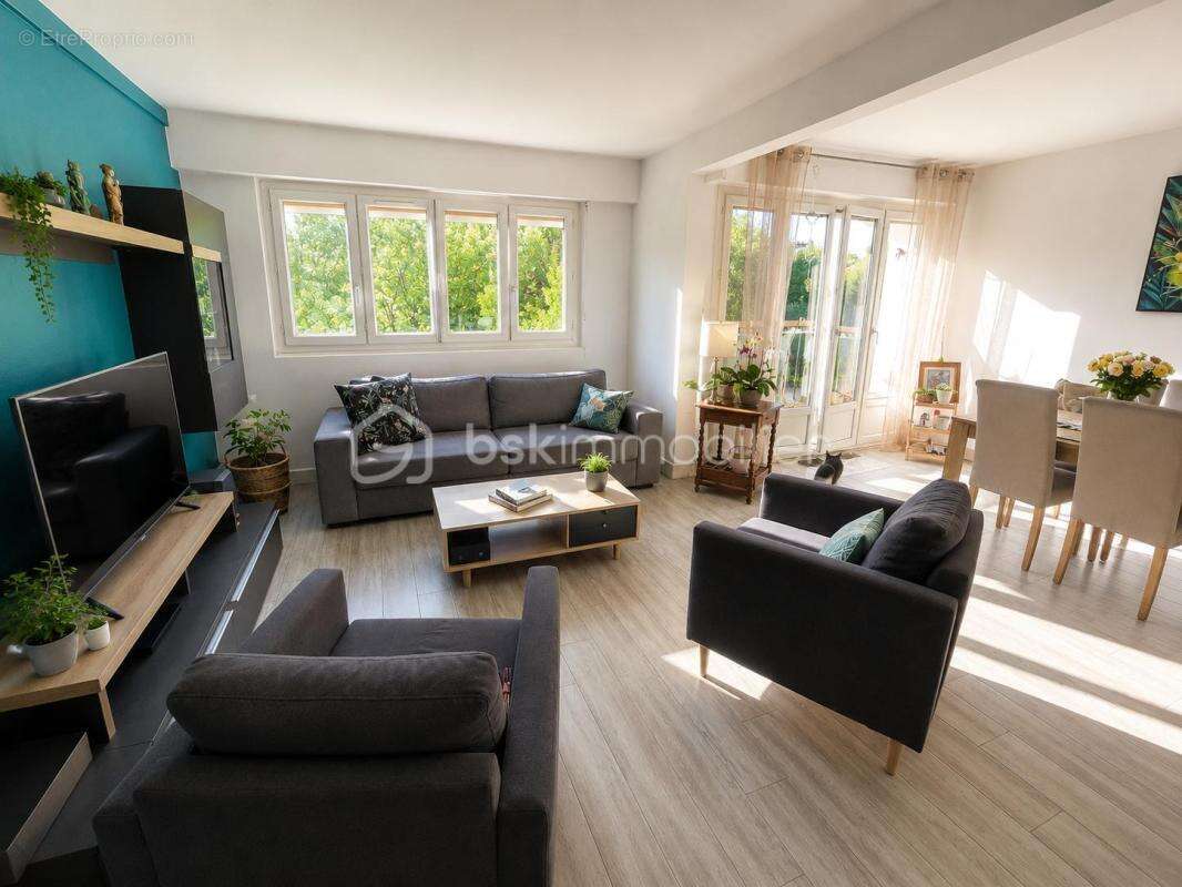 Appartement à CHILLY-MAZARIN