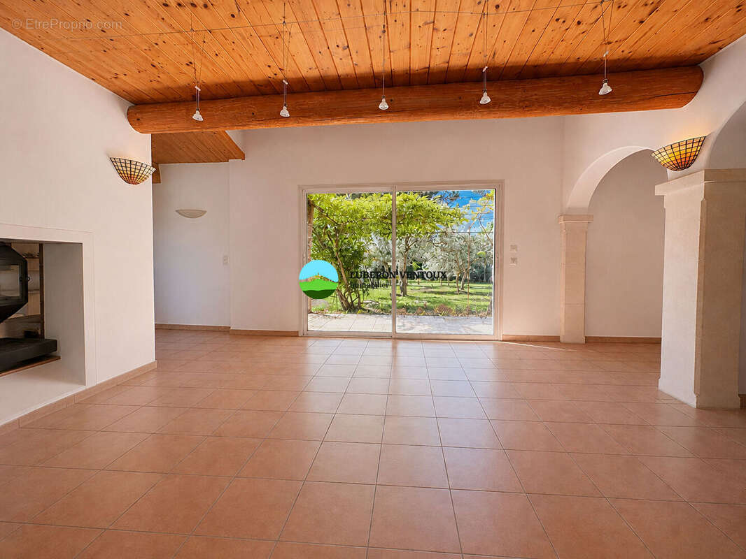 Maison Pernes Les Fontaines 5 pièce(s) 185 m2 - photo 6