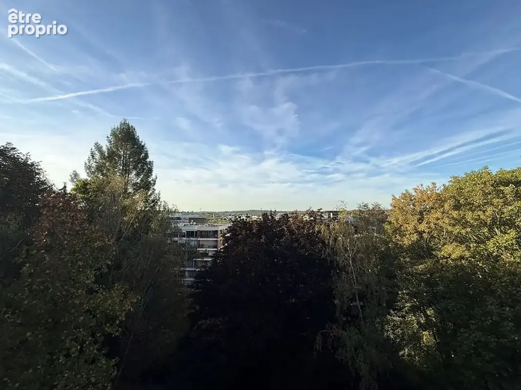 Spacieux et lumineux F4 avec vue dégagée, balcon, cave, 2 parkings - photo 7