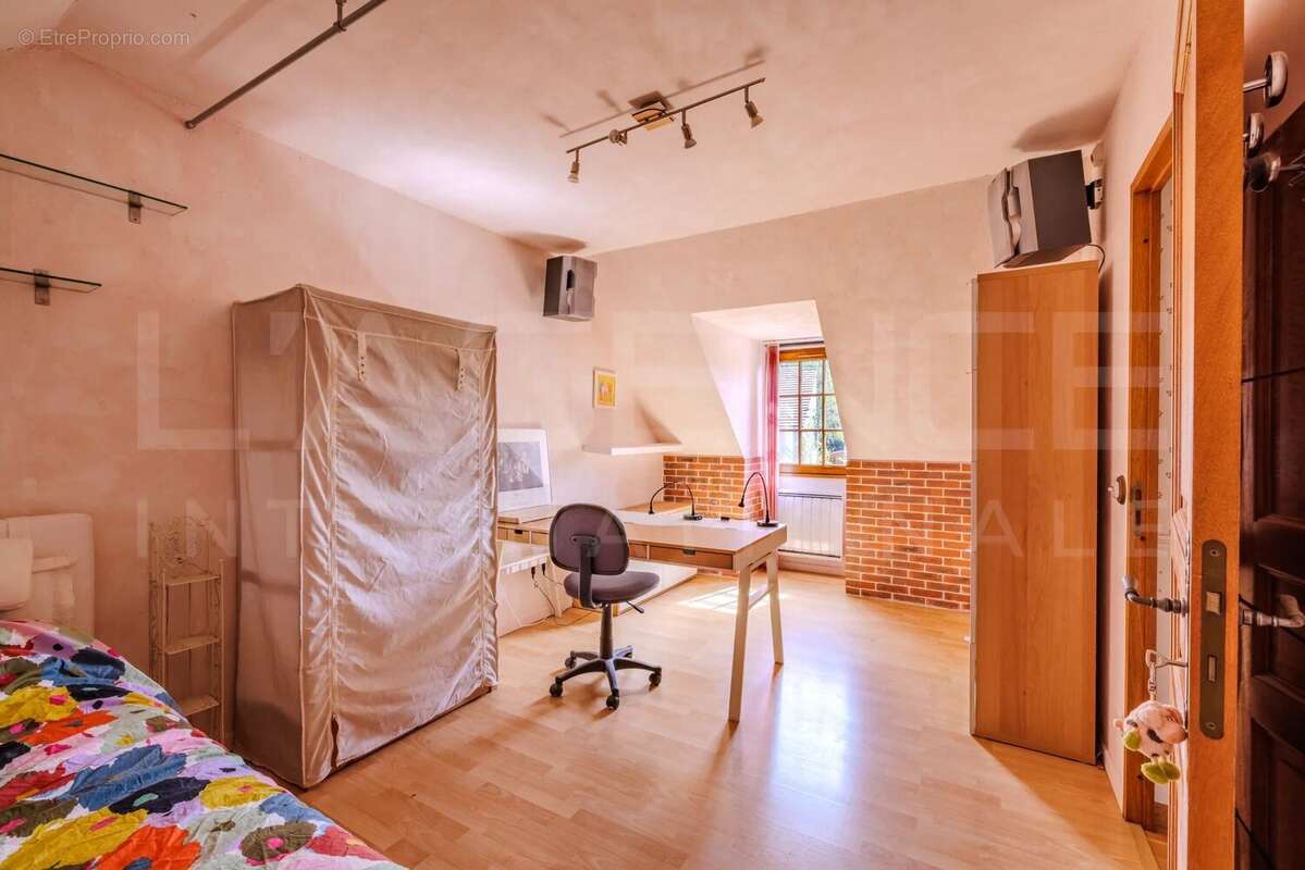 Maison à VILLEPREUX