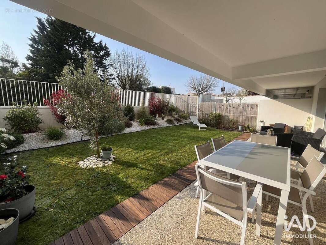 Photo 2 - Appartement à LA ROCHELLE