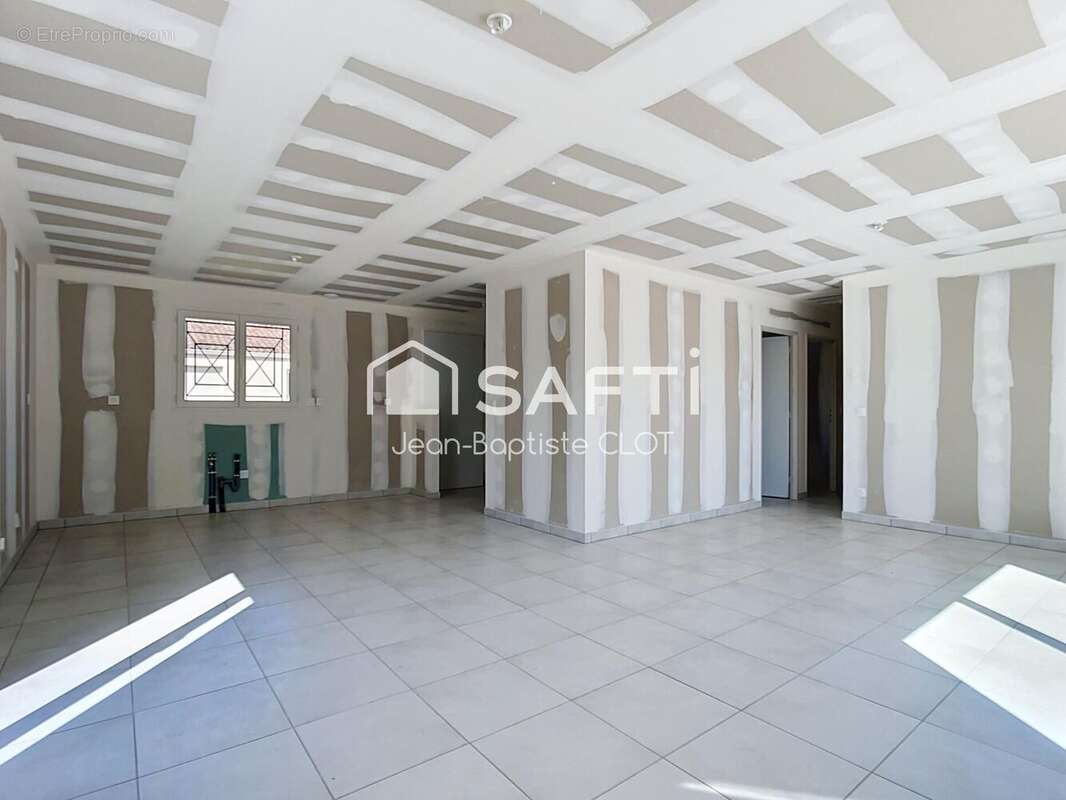Maison 75 m² à Cerons  - photo 6