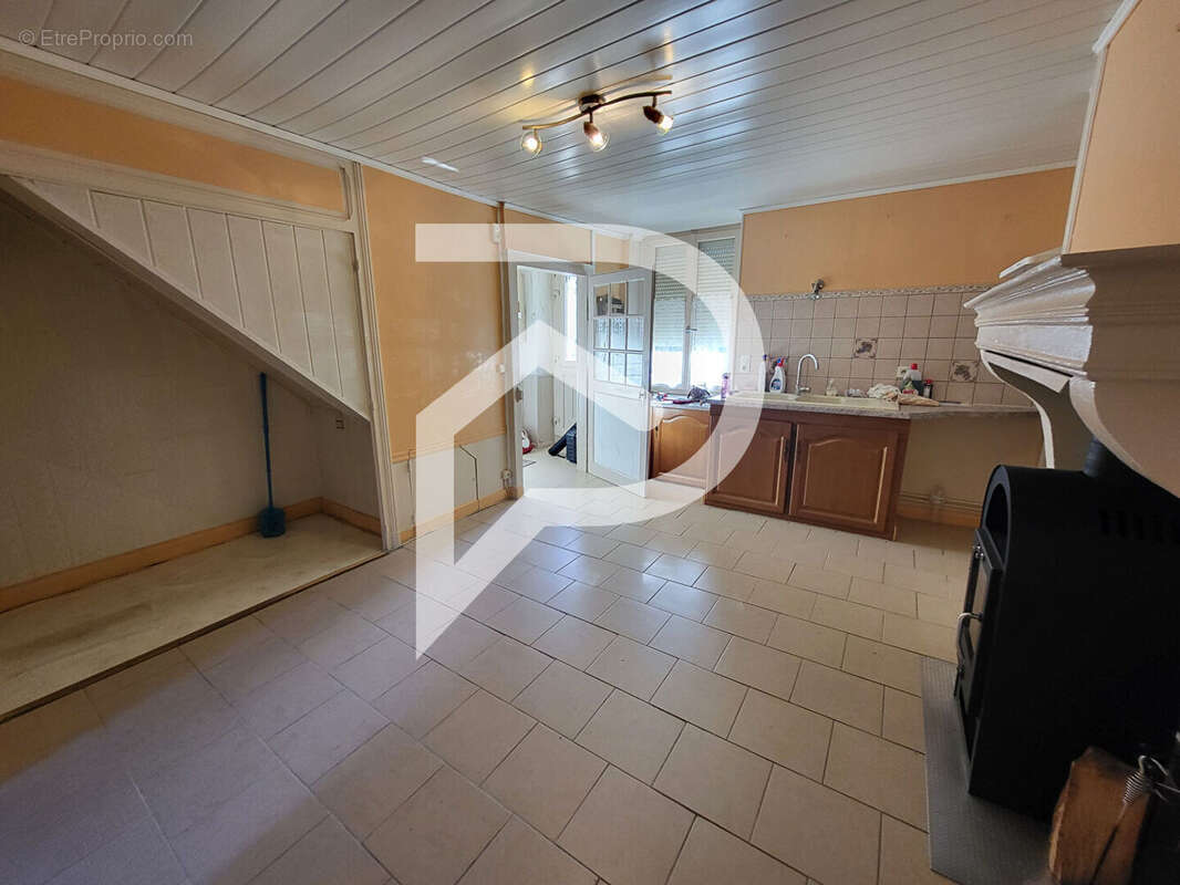 Maison Dommartin Le Saint Pere 4 pièce(s) - photo 7