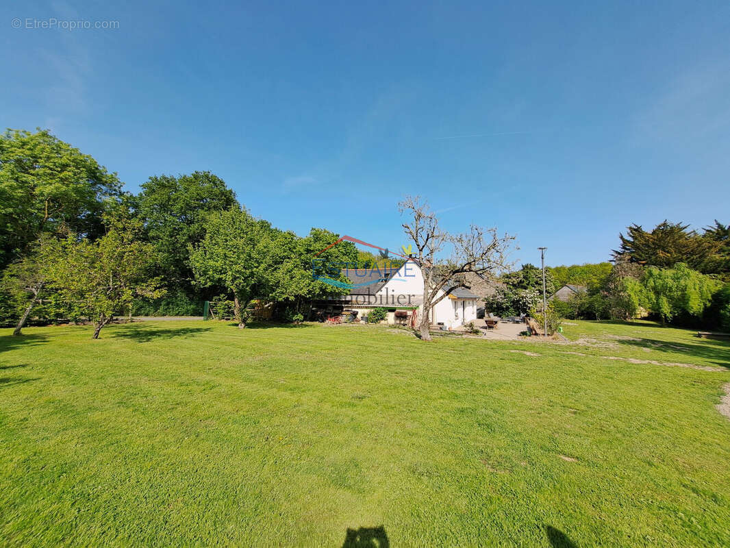 Maison à NORT-SUR-ERDRE