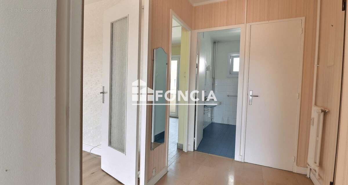 Appartement à SAINT-ETIENNE