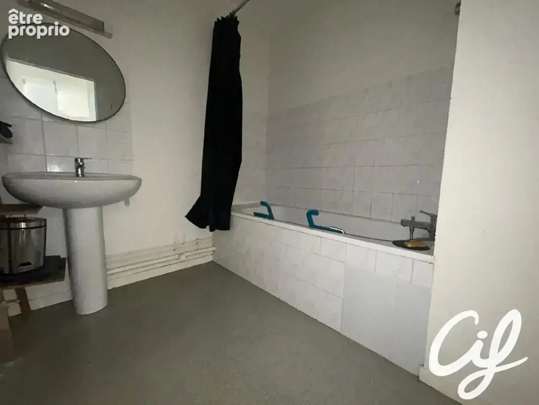 Appartement T2 SAINT HERBLAIN - 52.73 m2  153 000 Euros - photo 7