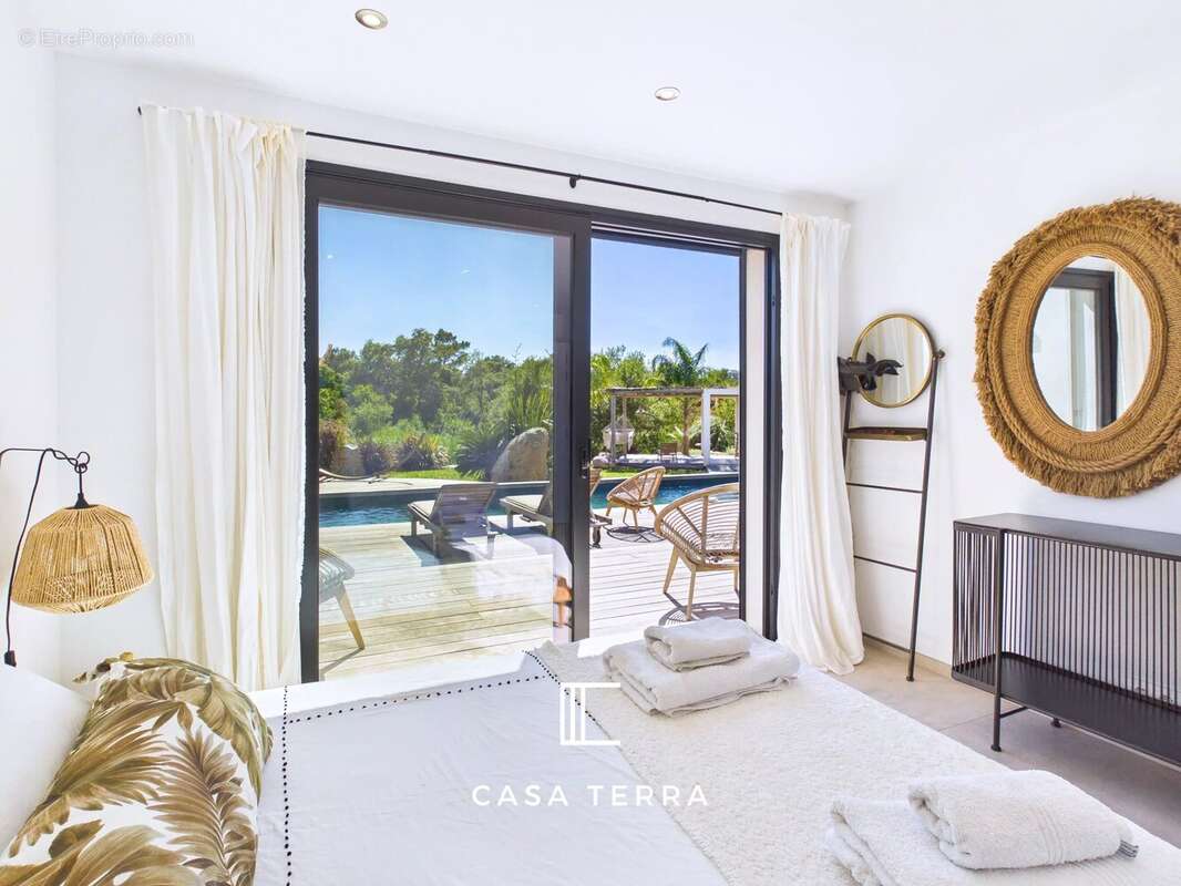 STAGNA - Villa d'exception avec piscine, vue montagnes et mer / Arasu - photo 20