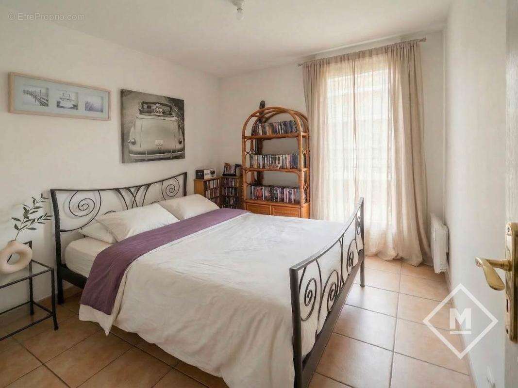 Appartement T3 terrasse, lumineux, vue dégagée à Marseille 10ème (Cap Est) - photo 5