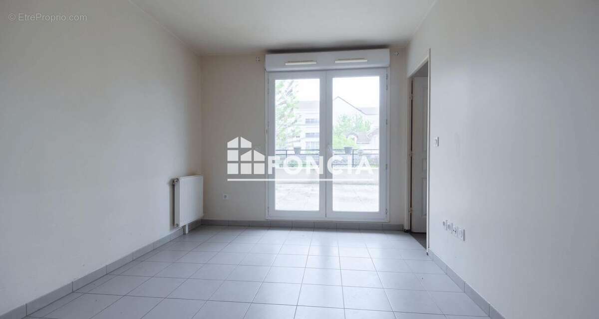 Appartement à DAMMARIE-LES-LYS