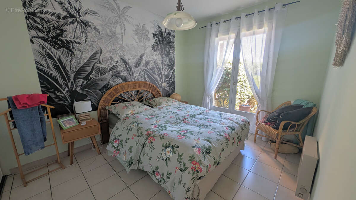 Maison à LAROQUE-DES-ALBERES