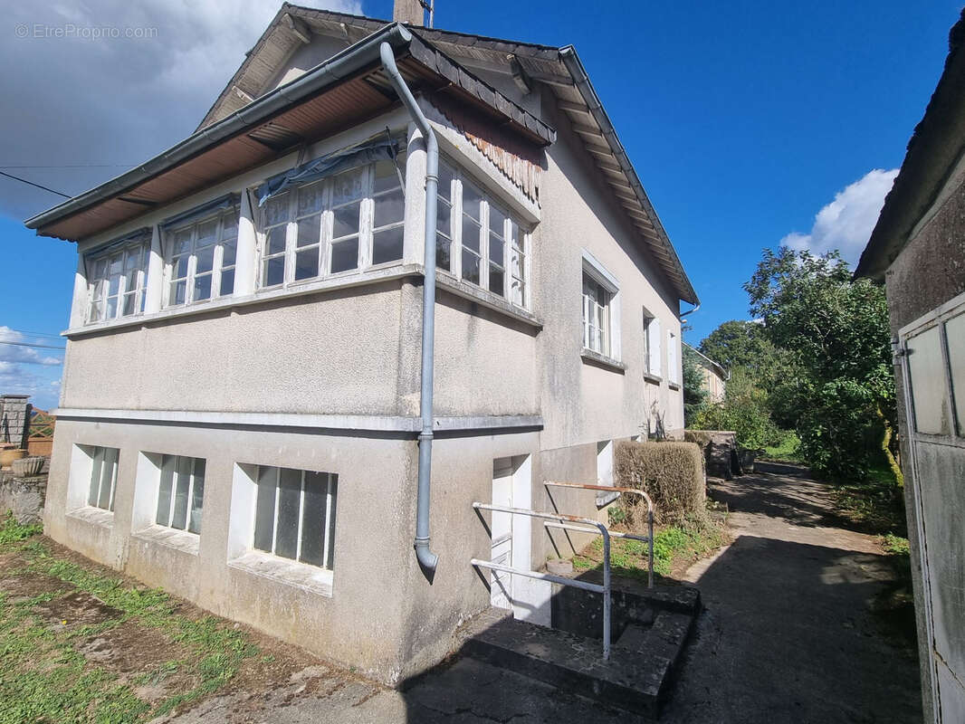 Maison à AIGURANDE