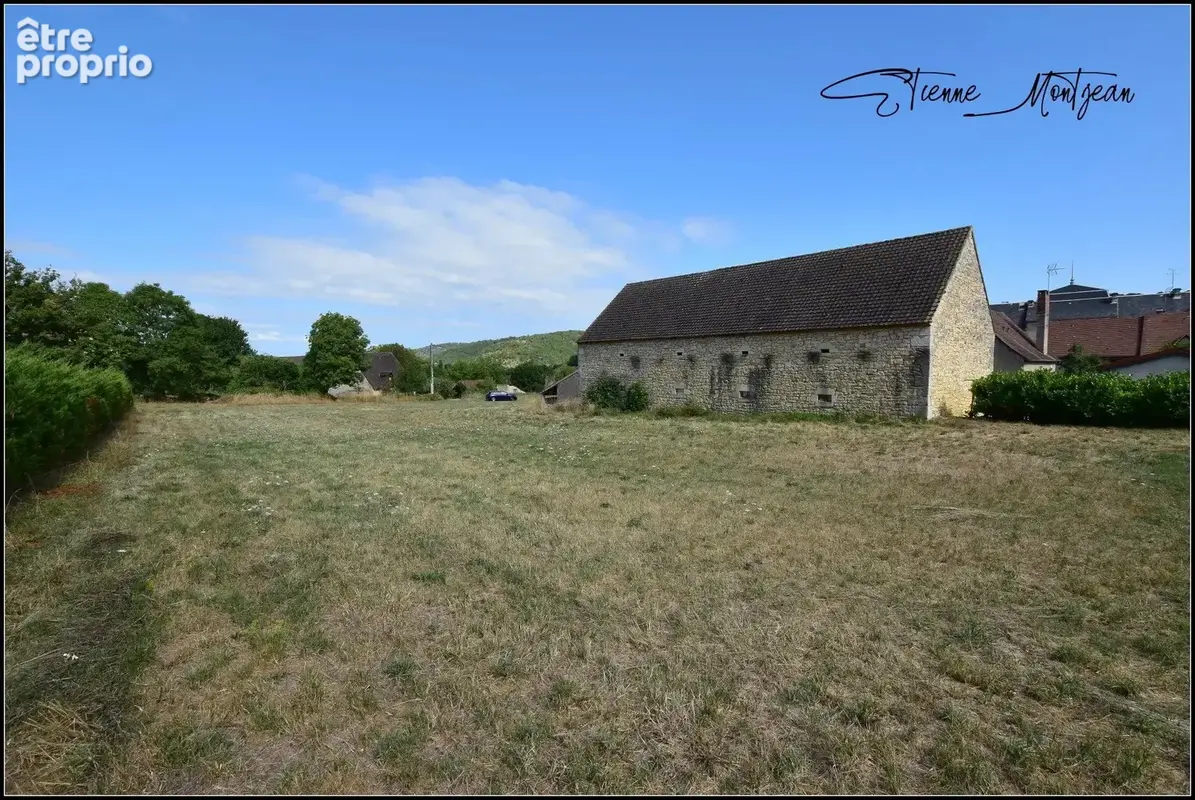 Maison 140 m² à Saint-Germain-Du-Bel-Air  - photo 4