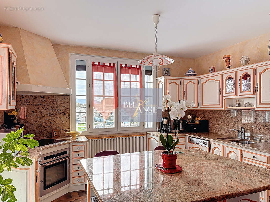 Maison à LAVILLEDIEU