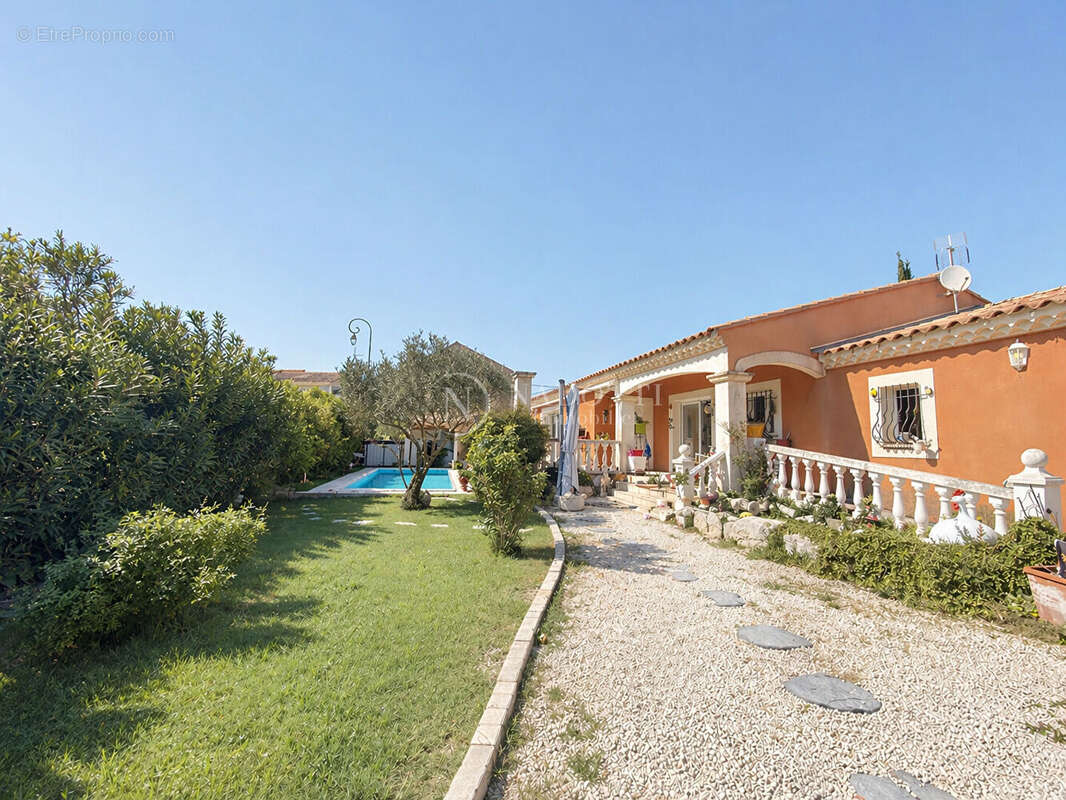 Maison de plain pied aux Taillades - photo 2