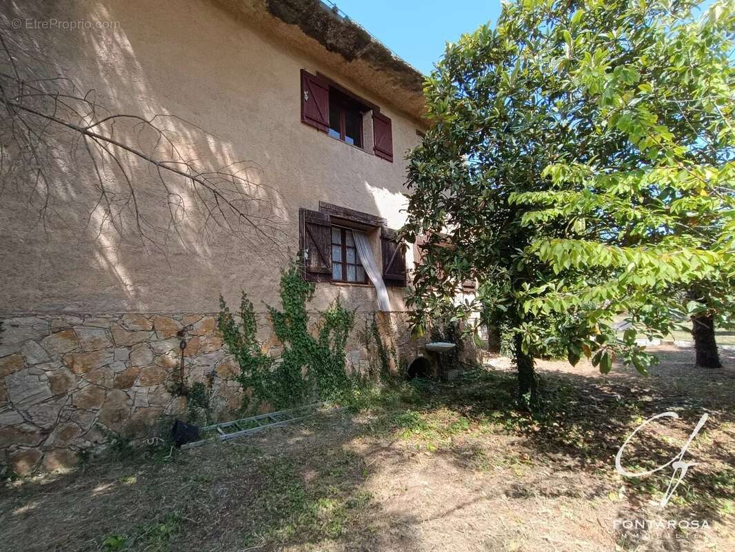 Appartement à SAINT-PAUL-EN-FORET