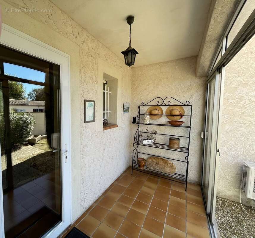 Maison à L&#039;ISLE-SUR-LA-SORGUE